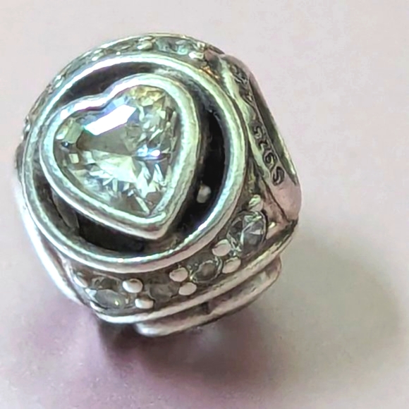 Pandora Elevated Heart Charm - Picture 5 of 11